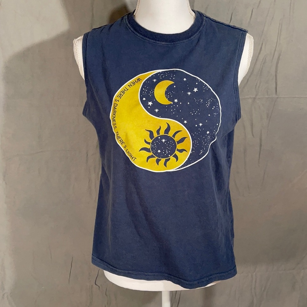 Fifth Sun wide trap tank top size medium A1